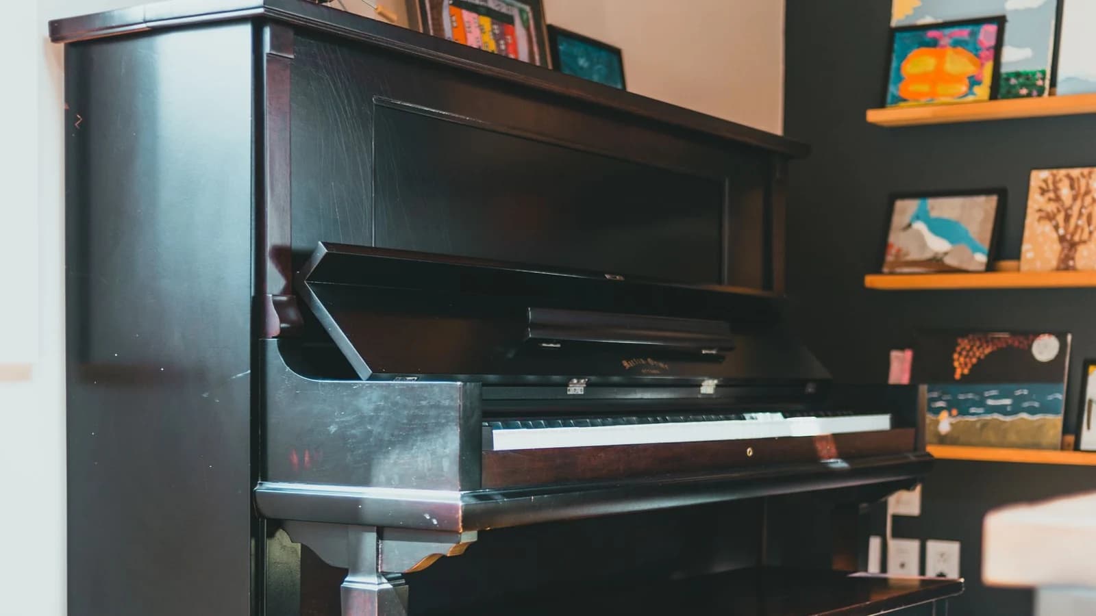 Can You Start Piano Lessons Without a Piano at Home?