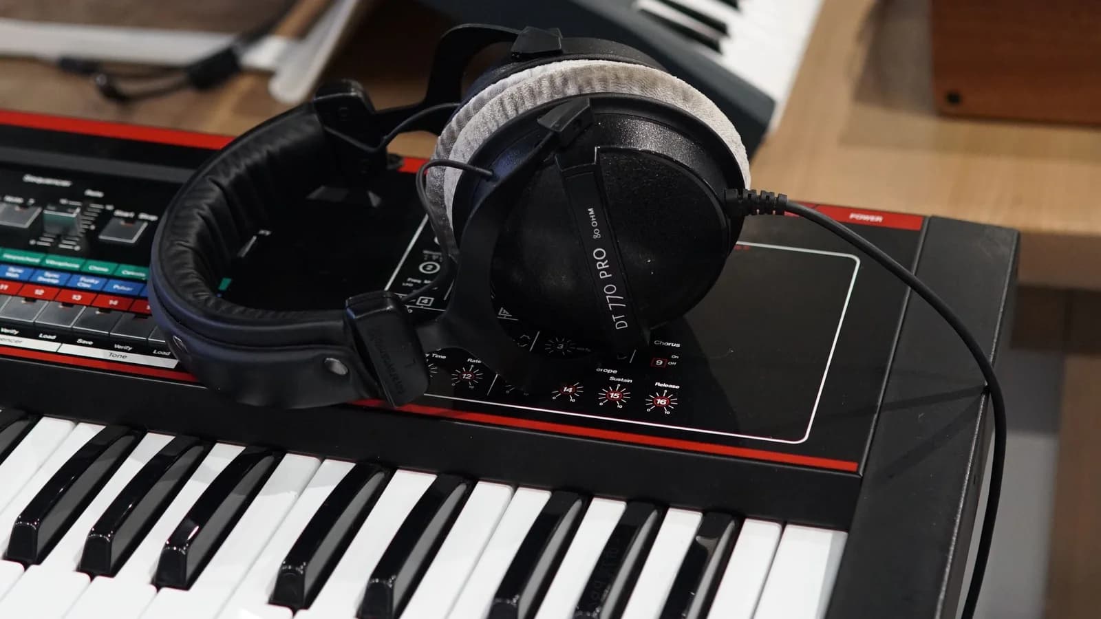 How to Get a Better Tone From a Digital Piano